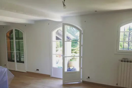 Rénovation peinture – Appartement 2 étages au Bar-sur-Loup