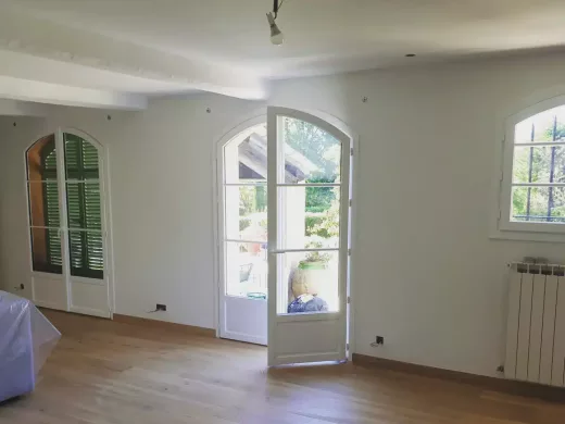 Peintre à Villeneuve-Loubet : peinture intérieure et travaux de finition